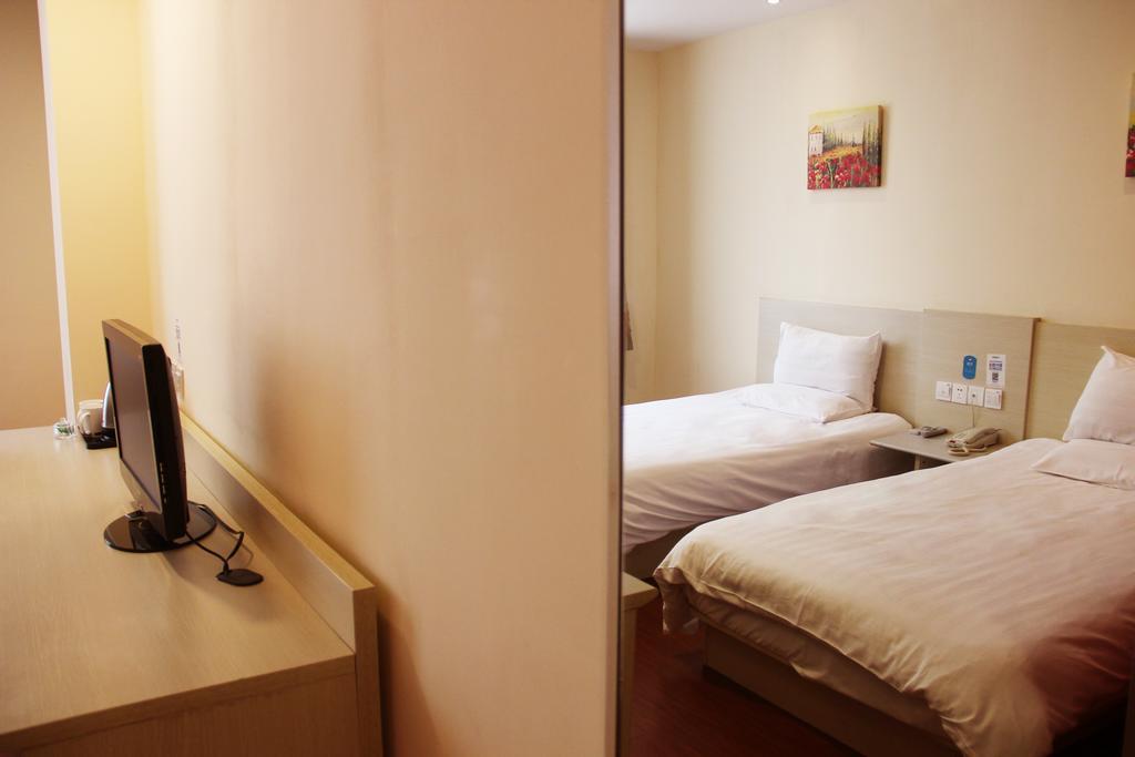 Hanting Express Jinzhou Luoyang Road Central Avenue Phòng bức ảnh